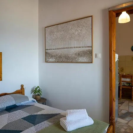 Xrisanthy's House Апартаменты