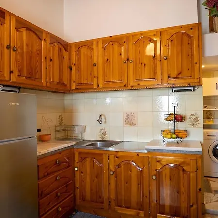 Xrisanthy's House Апартаменты *